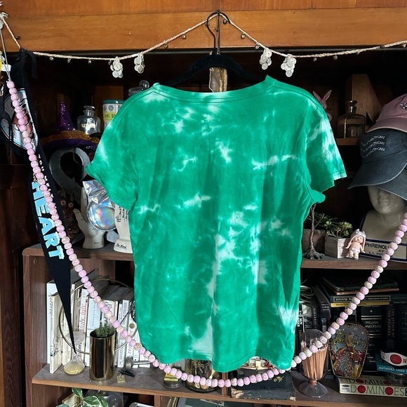 Doe 100% lucky green tie dye tee sz medium - Picture 2 of 5